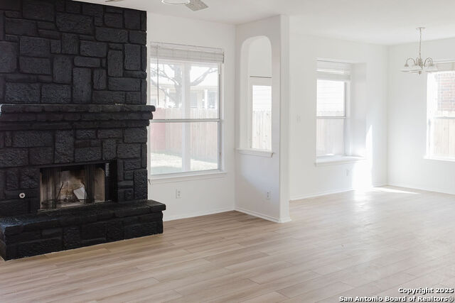 Image 16 of 44 For 8347 Piney Wood