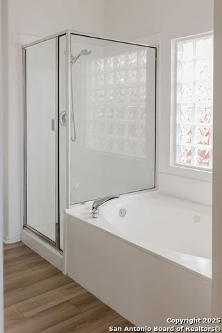 Image 18 of 44 For 8347 Piney Wood