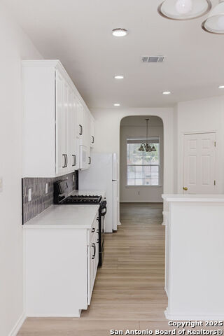 Image 25 of 44 For 8347 Piney Wood