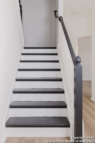 Image 29 of 44 For 8347 Piney Wood