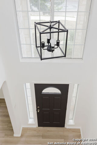 Image 33 of 44 For 8347 Piney Wood