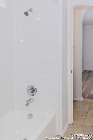 Image 36 of 44 For 8347 Piney Wood