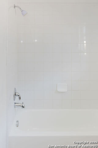 Image 37 of 44 For 8347 Piney Wood