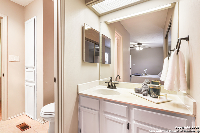 Image 21 of 32 For 2412 Wild Turkey W