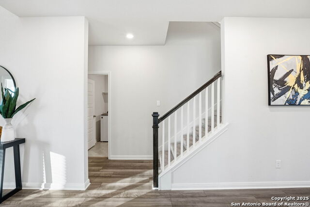 Image 11 of 42 For 10259 Juniper Oaks