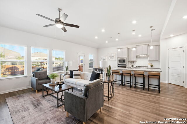 Image 21 of 42 For 10259 Juniper Oaks