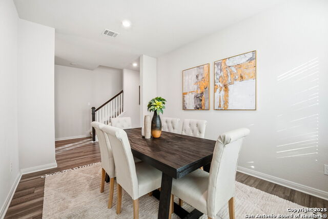 Image 8 of 42 For 10259 Juniper Oaks