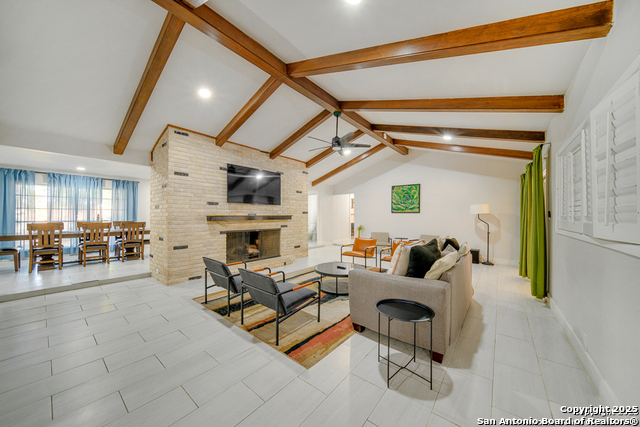 Image 13 of 50 For 605 Squires  