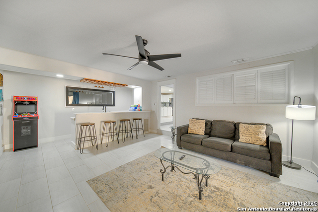 Image 16 of 50 For 605 Squires  