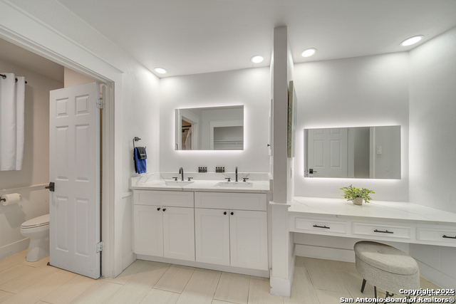 Image 32 of 50 For 605 Squires  