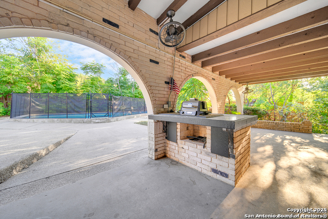 Image 37 of 50 For 605 Squires  