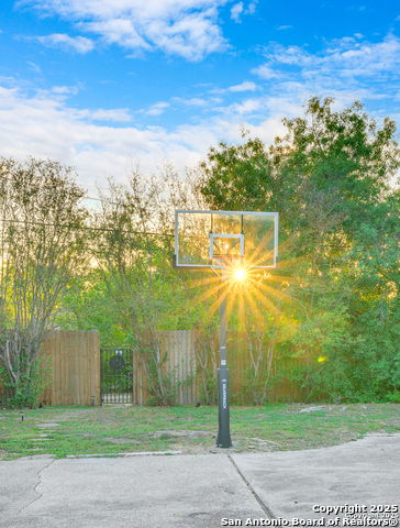 Image 50 of 50 For 605 Squires  