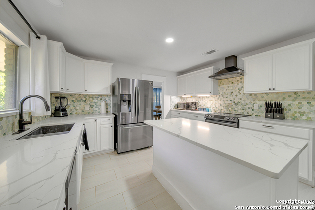 Image 8 of 50 For 605 Squires  