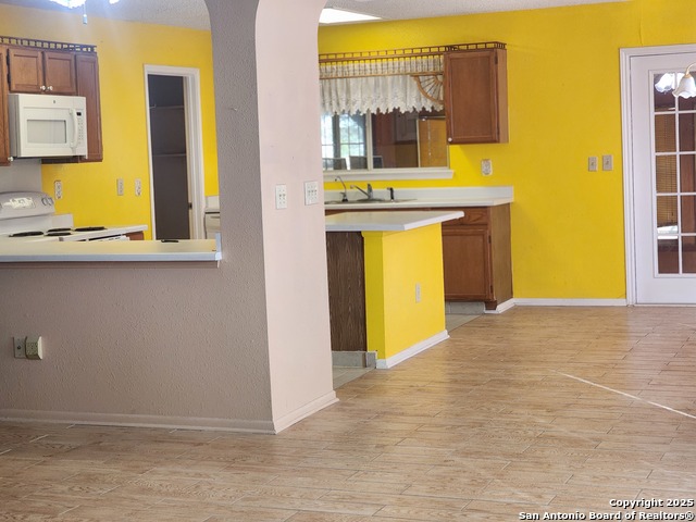 Listing photo id 1 for 11090 Kimes Park