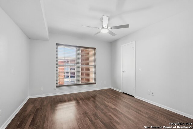 Image 15 of 21 For 7500 Callaghan Apt 337