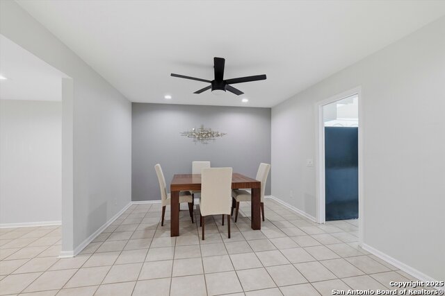 Image 6 of 21 For 7500 Callaghan Apt 337