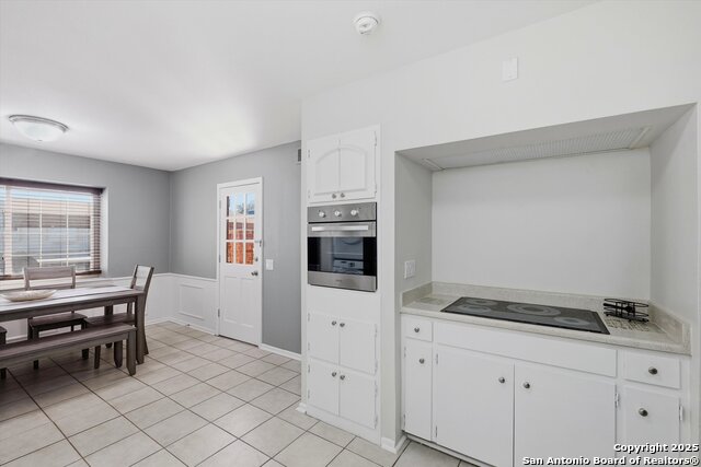 Image 8 of 21 For 7500 Callaghan Apt 337