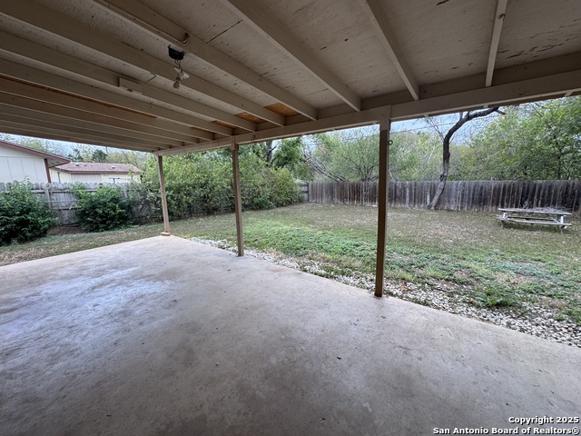 Image 10 of 11 For 3819 Pipers Meadow