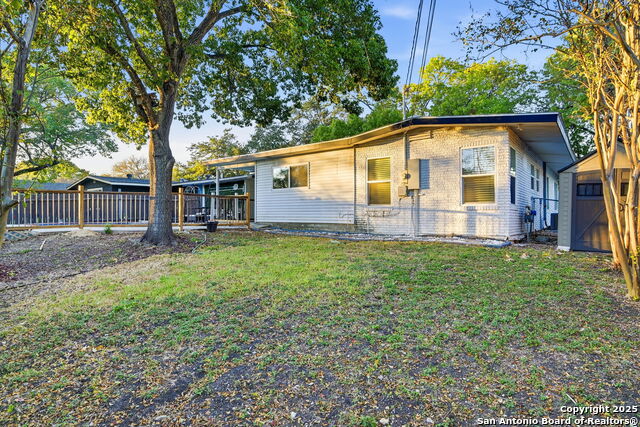 Image 22 of 25 For 2822 Knight Robin