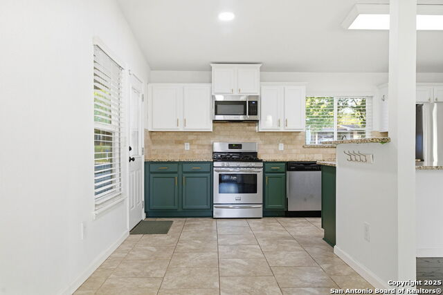 Image 5 of 25 For 2822 Knight Robin