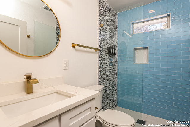 Image 12 of 16 For 120 Magnolia E 202