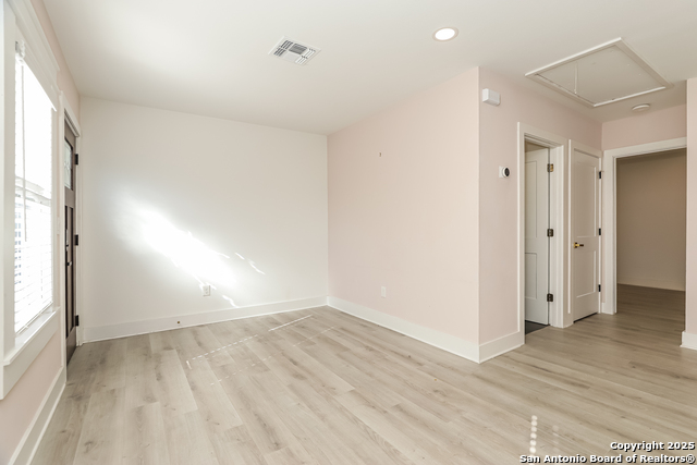 Image 3 of 16 For 120 Magnolia E 202