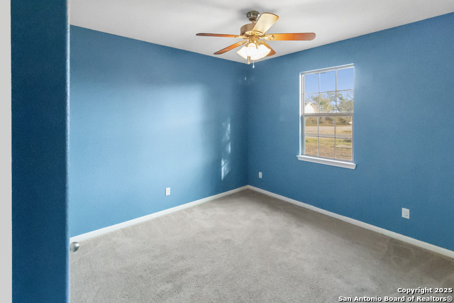 Image 16 of 24 For 402 Sullivan W