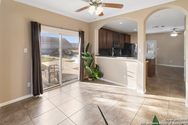 Image 7 of 24 For 402 Sullivan W