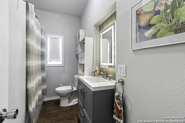 Image 22 of 48 For 218 Mountain Side