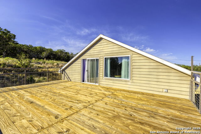 Image 33 of 48 For 218 Mountain Side