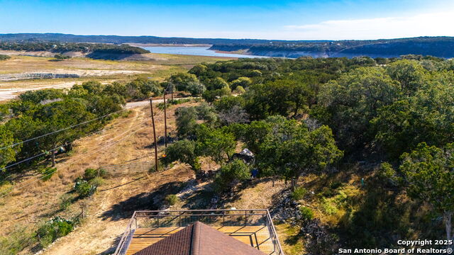 Image 36 of 48 For 218 Mountain Side