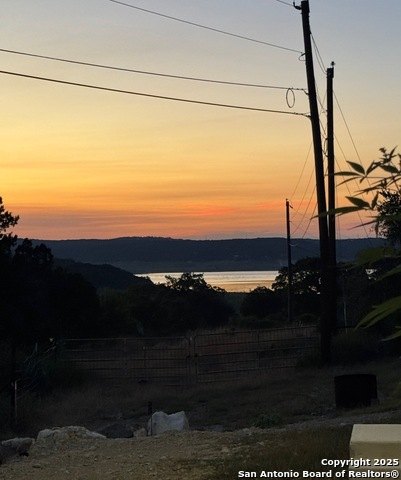 Image 41 of 48 For 218 Mountain Side