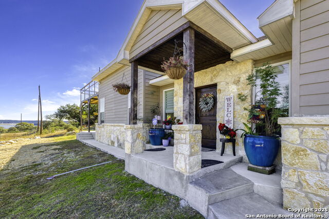 Image 5 of 48 For 218 Mountain Side