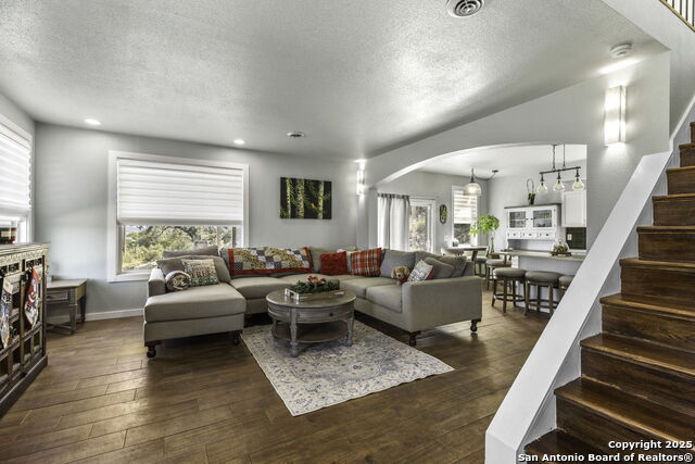 Image 7 of 48 For 218 Mountain Side