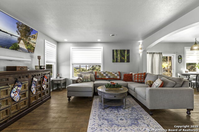 Image 9 of 48 For 218 Mountain Side