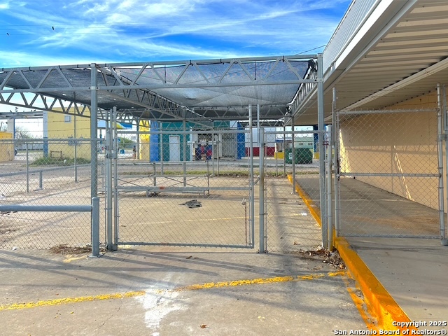 Image 2 of 29 For 616 Us Highway 181