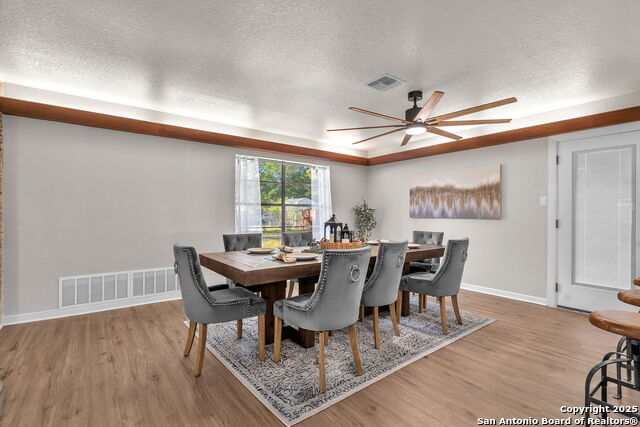 Image 35 of 72 For 212 Atwater