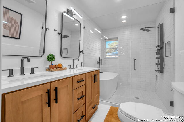 Image 42 of 72 For 212 Atwater