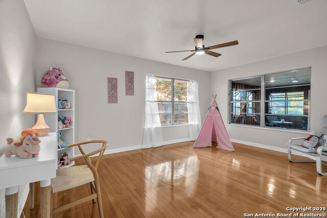 Image 48 of 72 For 212 Atwater