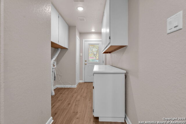 Image 70 of 72 For 212 Atwater