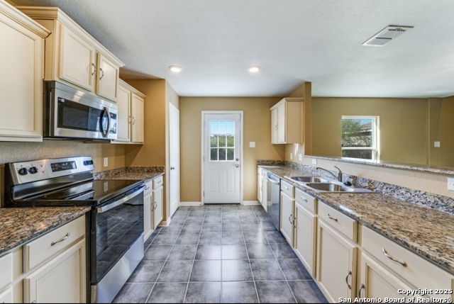 Image 8 of 25 For 2915 Lavender