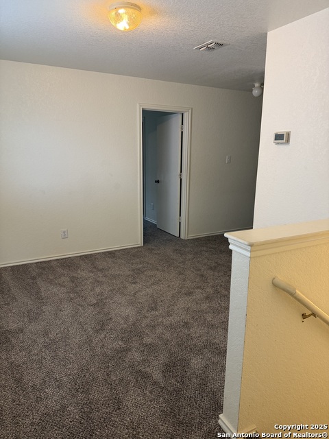 Listing photo id 10 for 3819 Amber Hollow