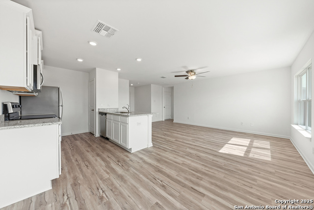 Image 10 of 16 For 16144 Farmer