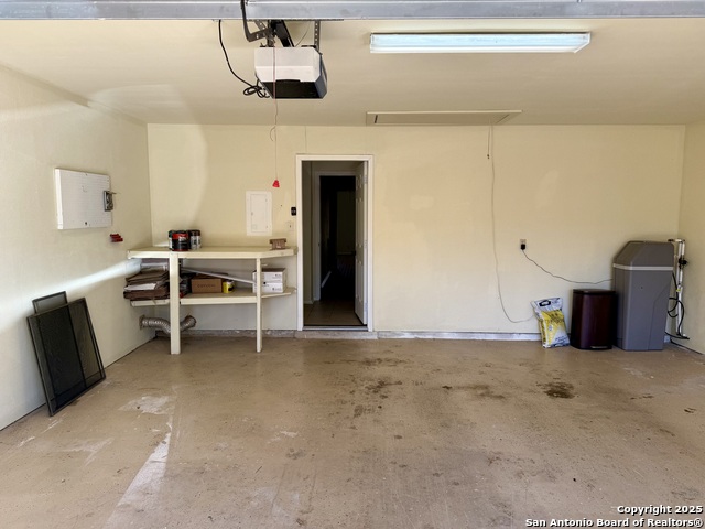 Image 16 of 21 For 13731 Castle Grove Dr.