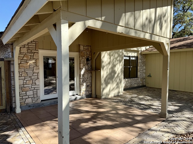 Image 18 of 21 For 13731 Castle Grove Dr.