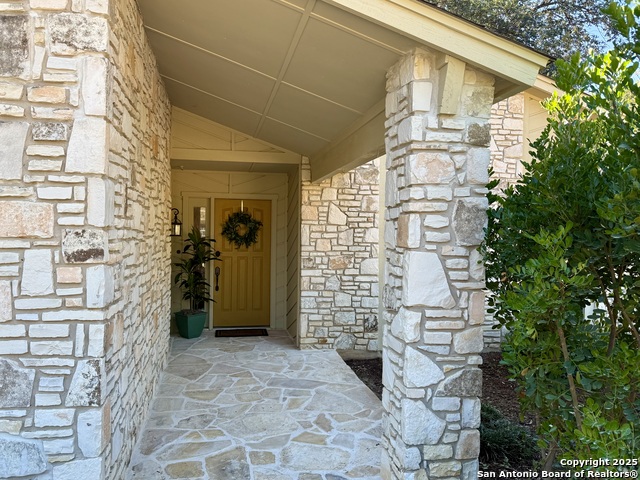 Image 3 of 21 For 13731 Castle Grove Dr.