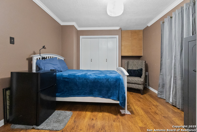 Image 15 of 17 For 5843 Spring Valley