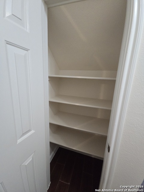 Image 10 of 27 For 334 Wiggins Creek