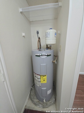 Image 13 of 27 For 334 Wiggins Creek