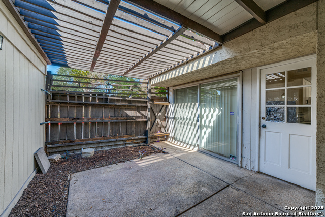 Image 21 of 23 For 7123 Thrush View 20